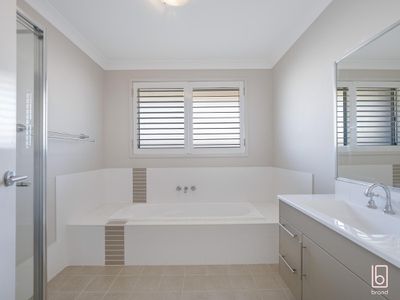 12 Hakone Road, Woongarrah