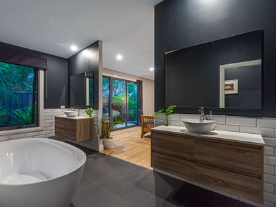 39 Victory Parade, Yanchep