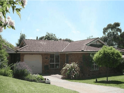 4 Bowyer Place, Orange