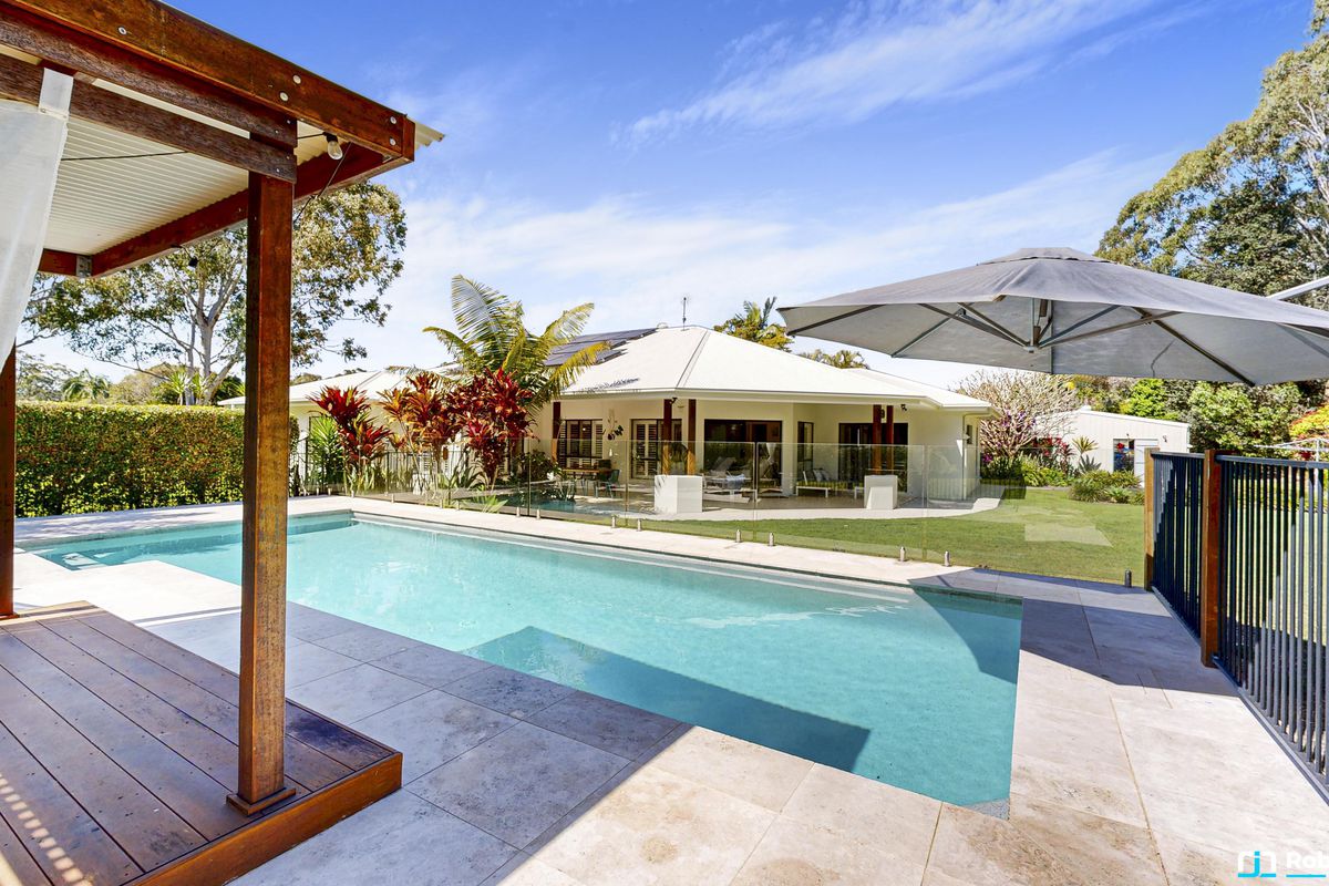 27 Edington Drive, Cooroibah