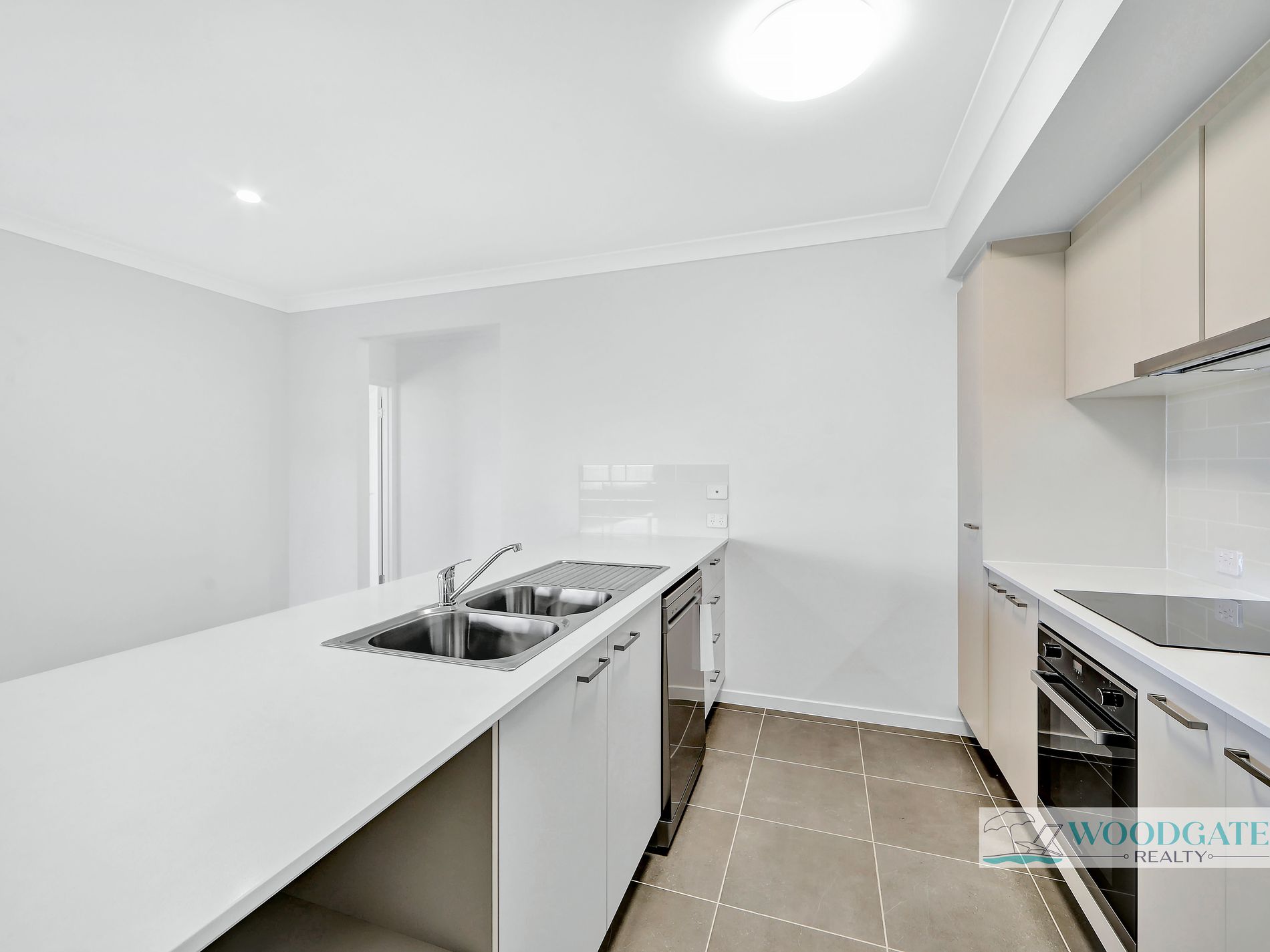 73 OCEAN VIEW DRIVE, Woodgate