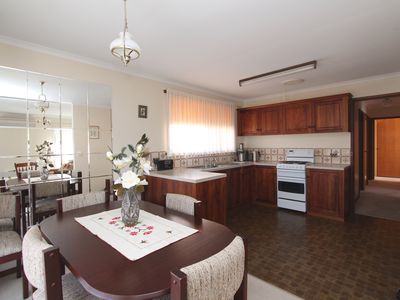 1 / 185A MOORE STREET, Warrnambool