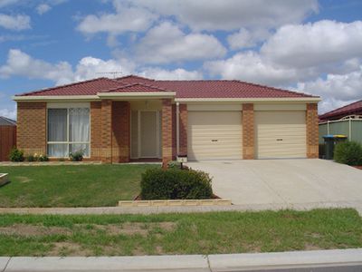 4 Calais Court, Hoppers Crossing