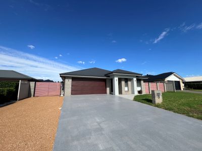 34 Champagne Drive, Dubbo