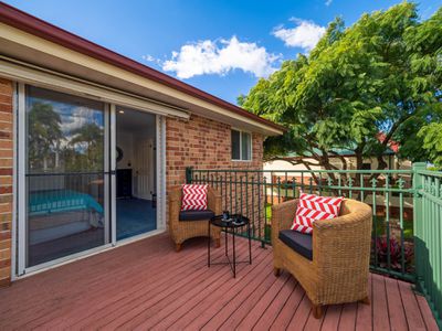 6 Bartlett Terrace, Redland Bay