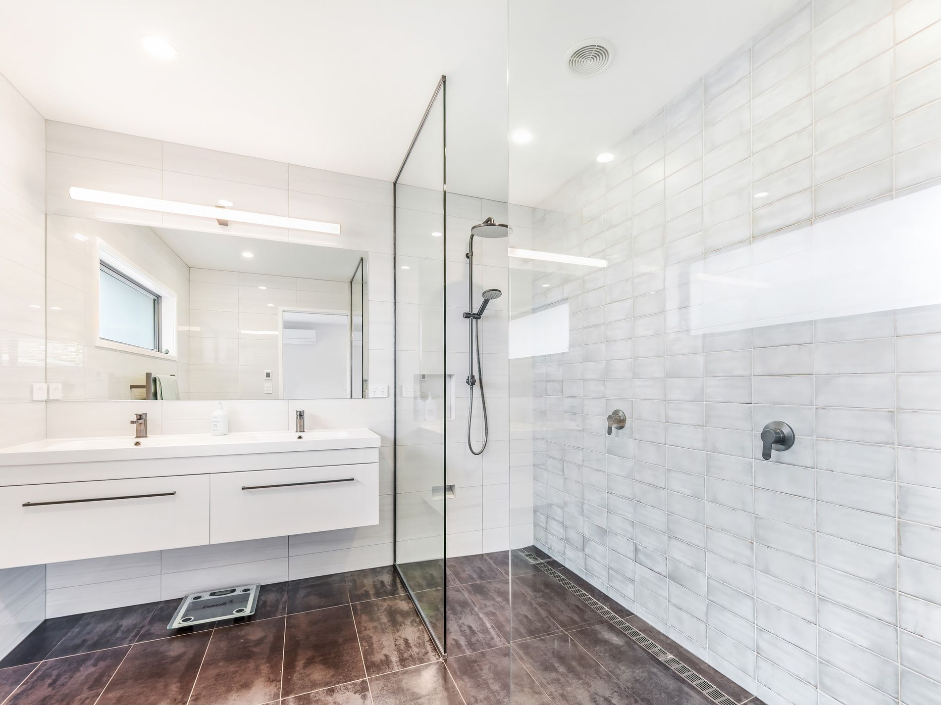 127 Mount Heslington Road, Brightwater KC&CO. Real Estate