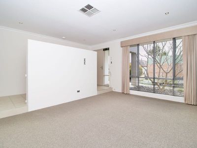22 Searchers Crescent , Baldivis