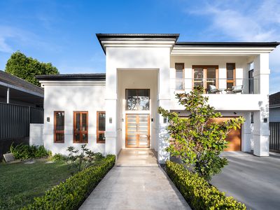 194 Kissing Point Road, Turramurra