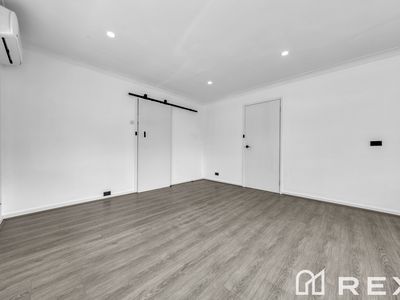 2 / 16-18 Heywood Crescent, Cranbourne North