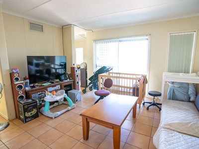 8 Peter Way, South Hedland