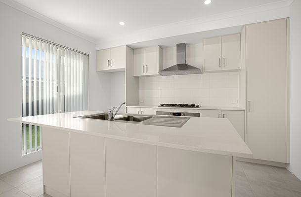 4 Lustre Rd, Baldivis