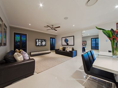 17 Feathertail Place, Wakerley