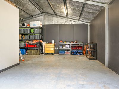 100 Misty Hill Road, Mountain River