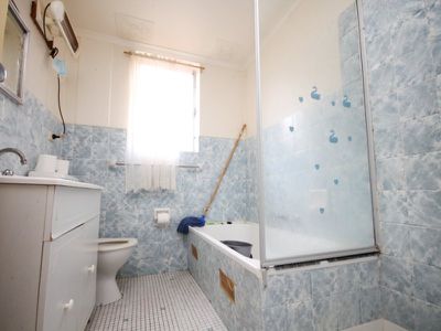 5 / 92 Sproule Street, Lakemba