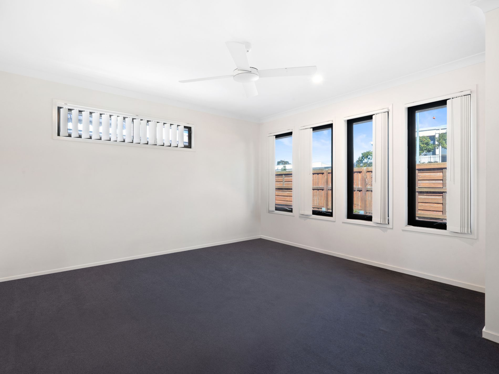124 / 370 Gainsborough Drive, Pimpama