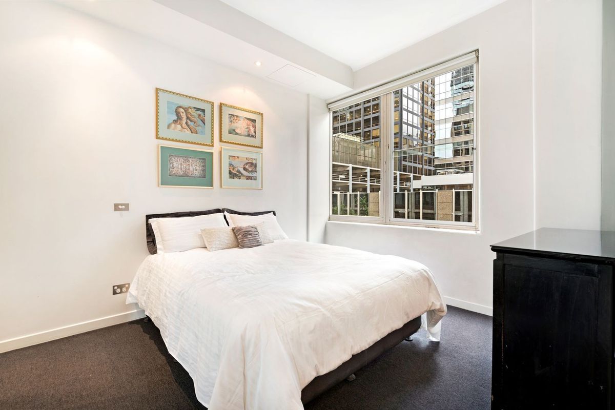 713 / 422 Collins St, Melbourne