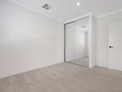 10 St Anthony Avenue, Quinns Rocks