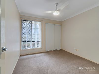 1 Edmund Court, Warner