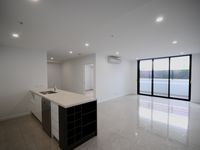 213 / 181 Clarence Road, Indooroopilly