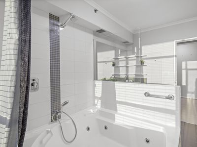 49 / 996 Hay Street, Perth