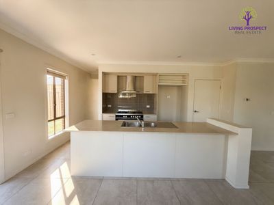 7 Regulus Way, Point Cook