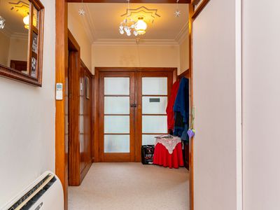 102 Preston Crescent, Belleknowes