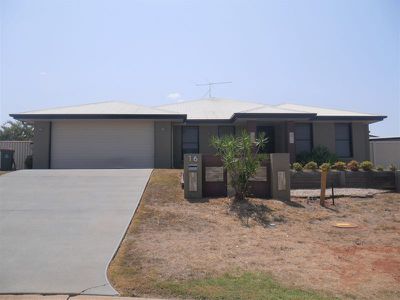 16 Daisy Court, Kingaroy