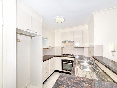 666 / 83 Dalmeny Avenue, Rosebery