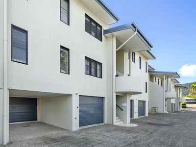 5 / 36 Coral Esplanade, Cannonvale