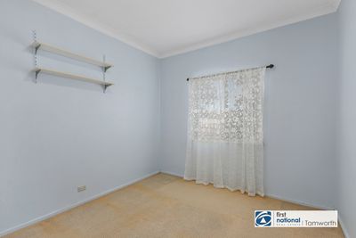 2 HERRING STREET, Nundle