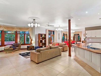86 Aylesham Drive , Bonogin