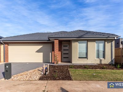 21 Murrindal Street, Werribee