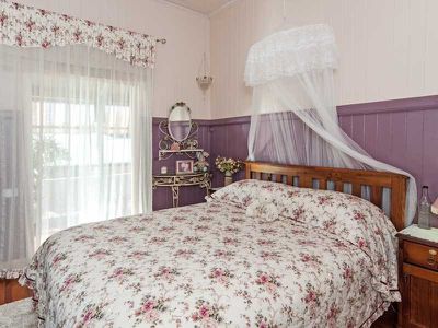 85 Glebe Road, Silkstone