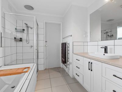 6 Jackson Drive, Langwarrin