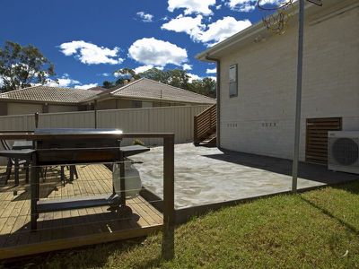 2 / 53 Cabernet Drive, Dapto