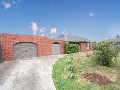 13 Meadowbank Court, Kings Park