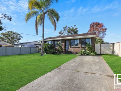 27 McKellar Boulevard, Blue Haven