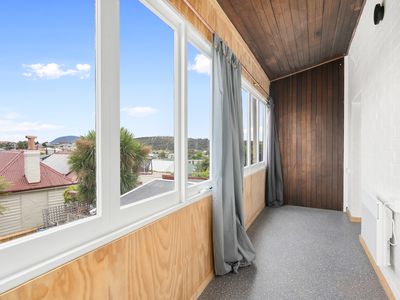 109 Burnett Street, North Hobart