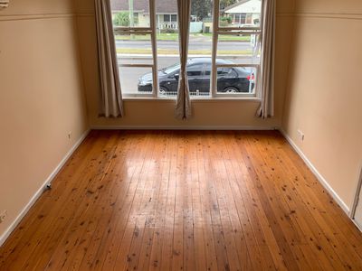 61 lake entrance Road, Warilla