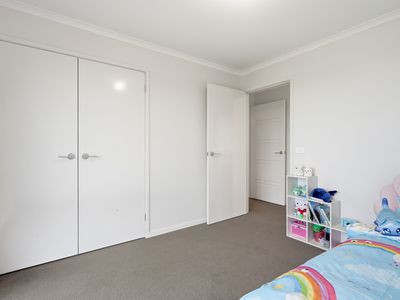 19 Lagoon View Court, Midway Point