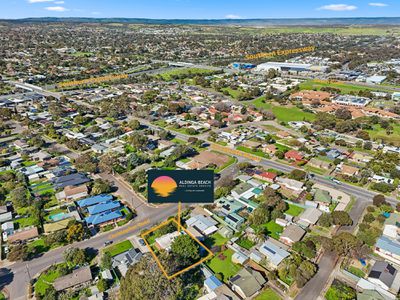 9 Christopher Road, Christie Downs