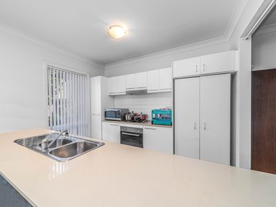 6 Sierra Avenue, Middleton Grange