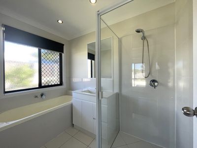 27  Stoneybrook Drive, Glen Eden