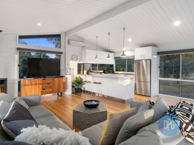 454 Howes Creek Road, Mansfield