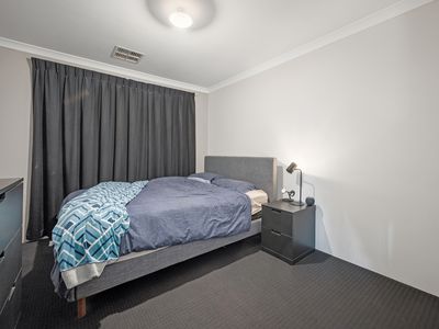 26 Calvera Gardens, Piara Waters