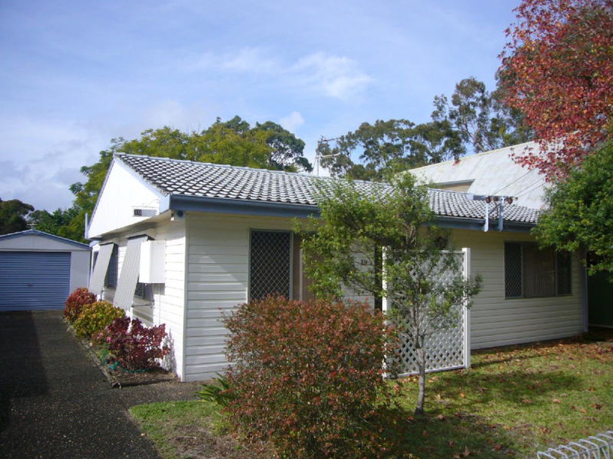 19 President Poincare Parade, Tanilba Bay, Tanilba Bay - Image 1