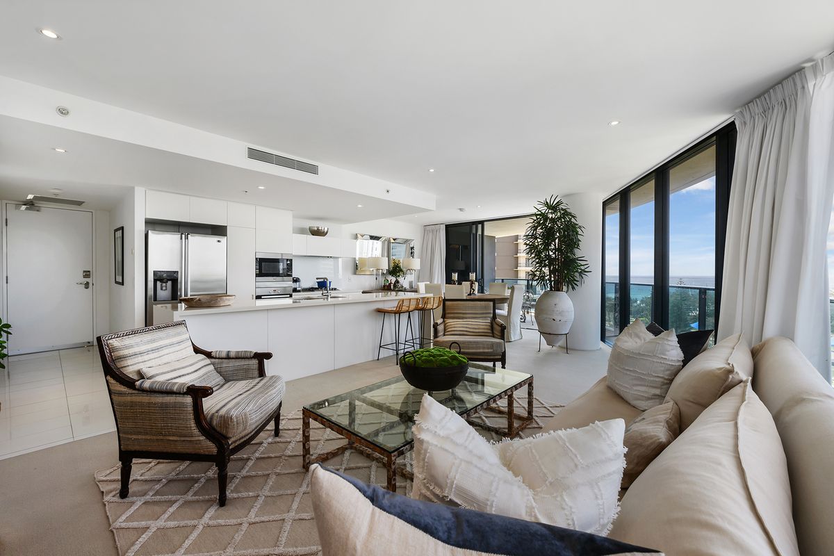 707 / 1 Oracle Boulevard, Broadbeach