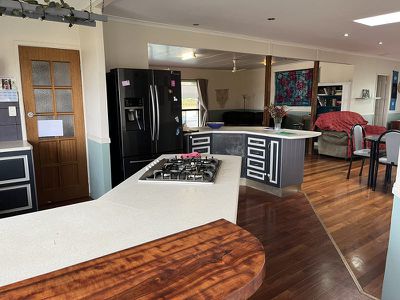 121 Johnstons Road, Mannuem