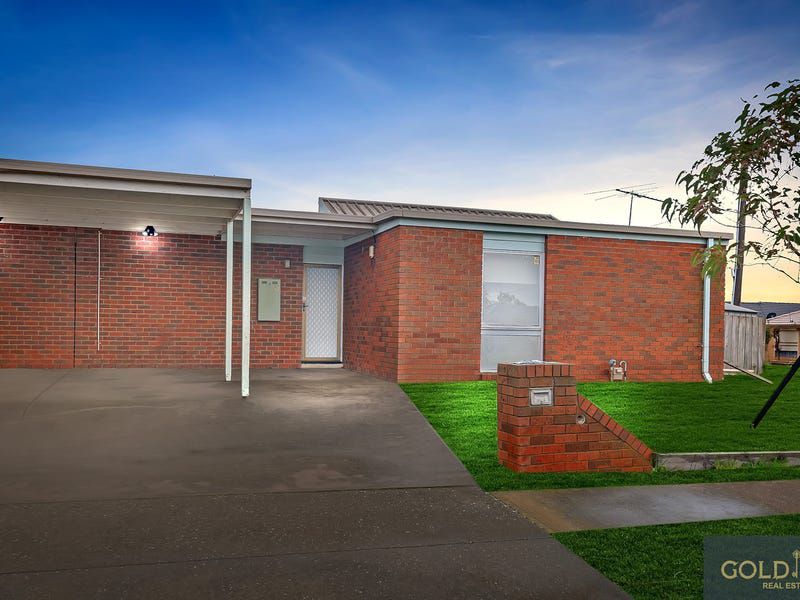 5 / 1 Bayview Crescent, Hoppers Crossing
