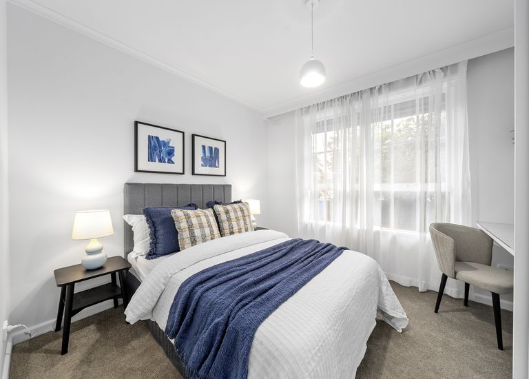 1 / 724 Hawthorn Road, Brighton East